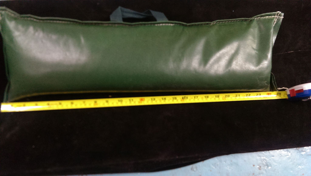 沙包(24寸 x 7寸) $50 / 個